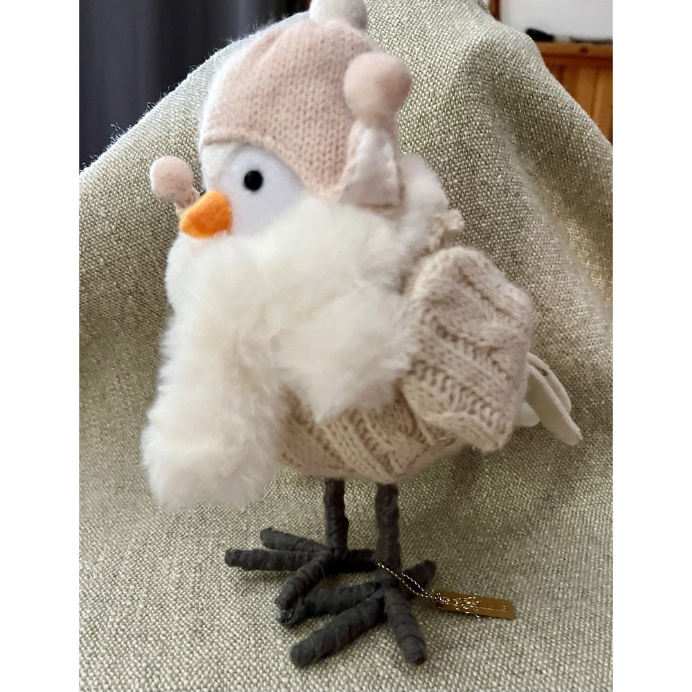 Target Wondershop 2024 Winter Bird Gezellig Cream Sweater Pink Hat Figurine